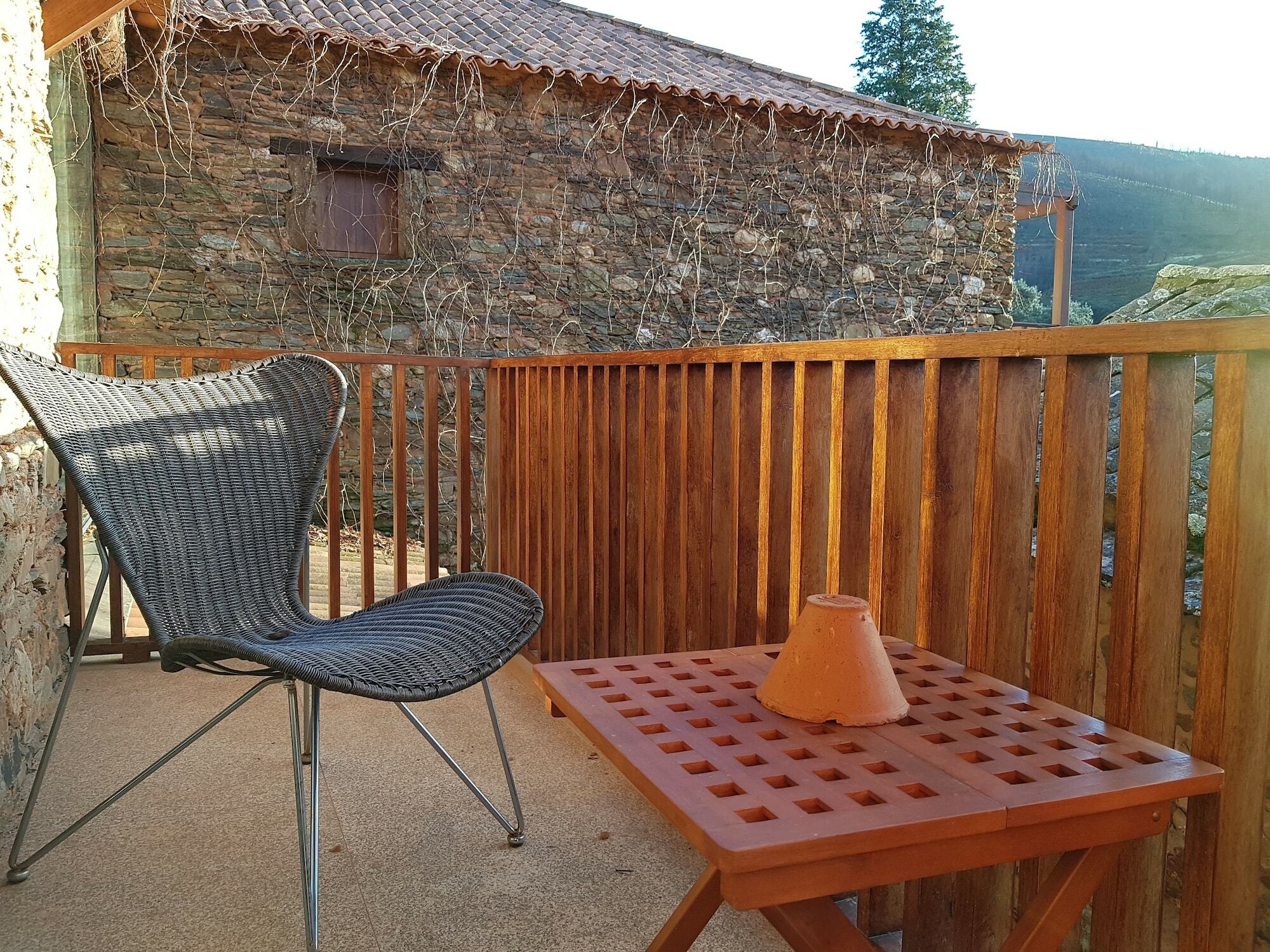 Casa De Baixo - Nature Hotel Alvoco das Várzeas Buitenkant foto